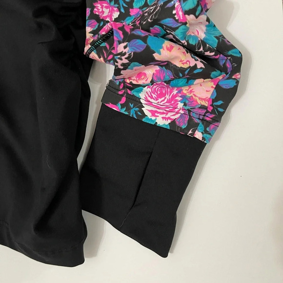 Bebe Sport Black Floral Zipper Workout jacket sweatshirt Thumbhole Ruched size M - Picture 5 of 16